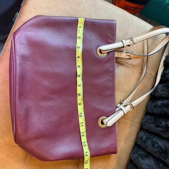 Michael Kors burgundy shoulder bag - Picture 8 of 12